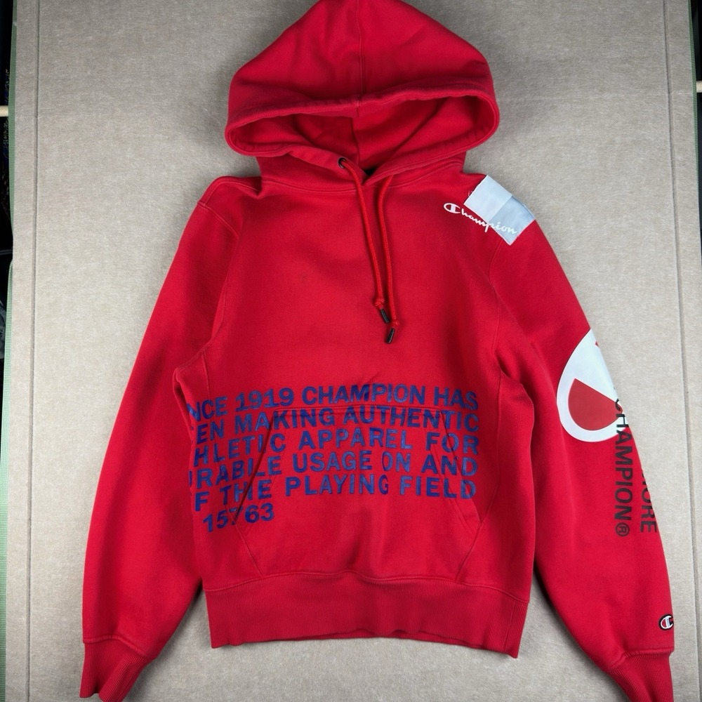 Champion Sweatshirt Men's Small Red Hoodie Graphic Print Athletic Logo Pullover